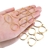 Boucles d'oreilles géométriques ajourées en acier