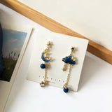 Boucles d'oreilles lune asymétriques pendantes