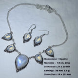Collier pendentif pierre de lune