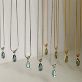 Collier goutte bleue, chaîne serpent argentée