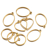 Boucles d'oreilles géométriques ajourées en acier