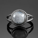 bague pierre de lune ronde et blanche