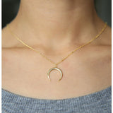Collier demi lune