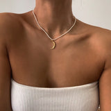 collier lune dorée