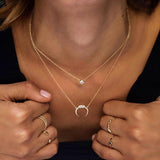 collier lune en forme de corne de lune