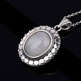 collier orignal en pierre de lune