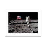 Tableau astronaute apollo marchant sur la Lune