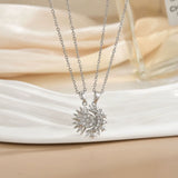 Collier Lune aimanté en acier et zircons