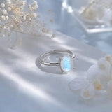 Bague Pierre de Lune Bleue couleur argent
