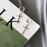Boucles d'Oreilles Croix couleur argent