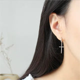 Boucles d'Oreilles Croix couleur argent
