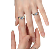 Bague Ajustable couleur argent Zirconium Goutte