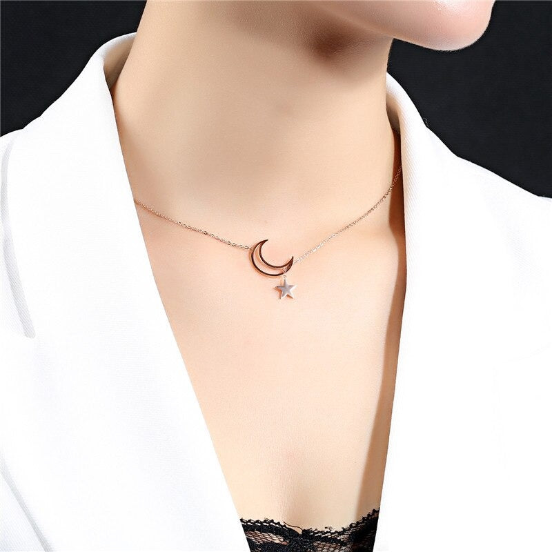 collier demi-lune étoile Turquie