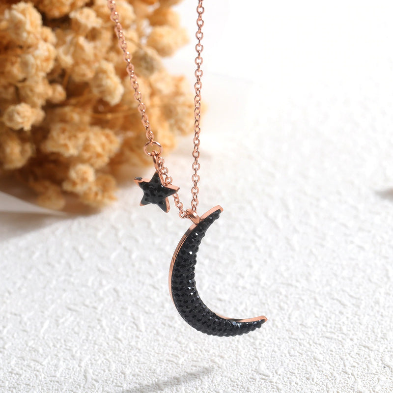 collier lune avec étoile noire