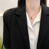 collier minimaliste noire